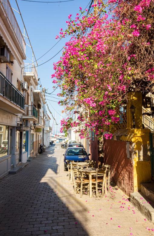 Matilda Central Apartment Aegina ภายนอก รูปภาพ